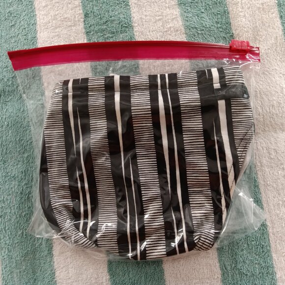 (Pre-Owned) RARE VINTAGE HOM SWIM BRIEF, SIZE 34", BLACK/WHITE STRIPES (*) - Picture 8 of 8
